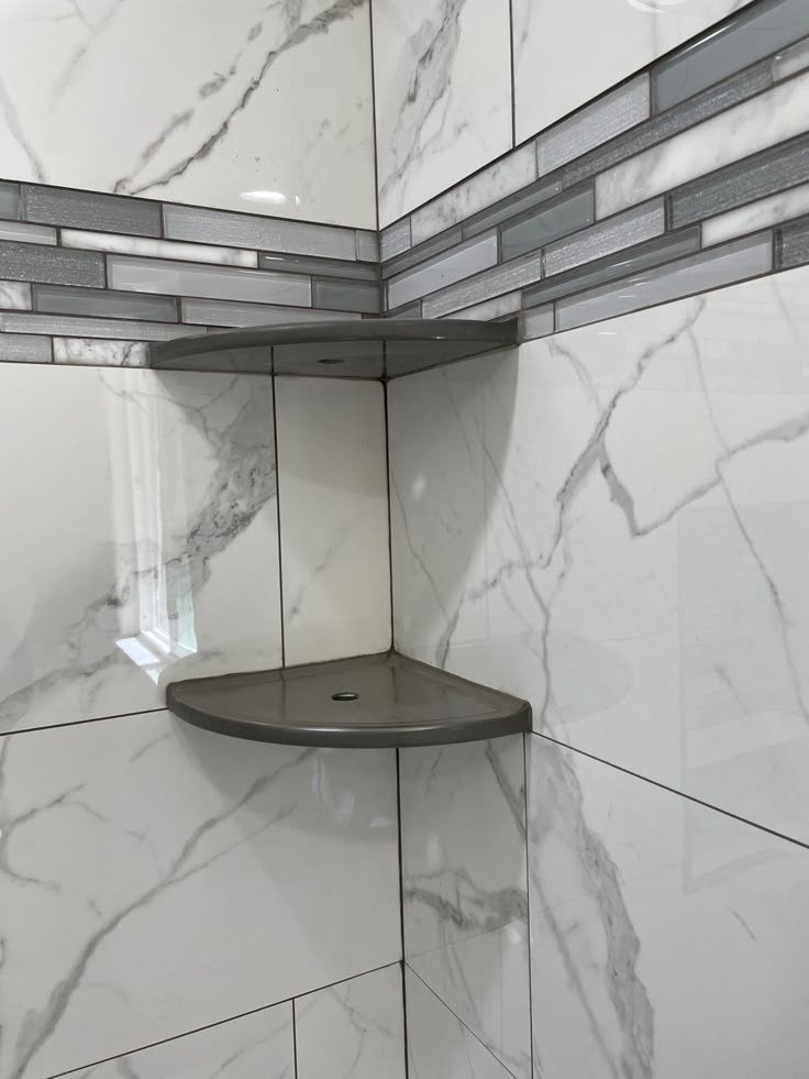 D' Corner multi-colour granite corner shelf set in white marble
